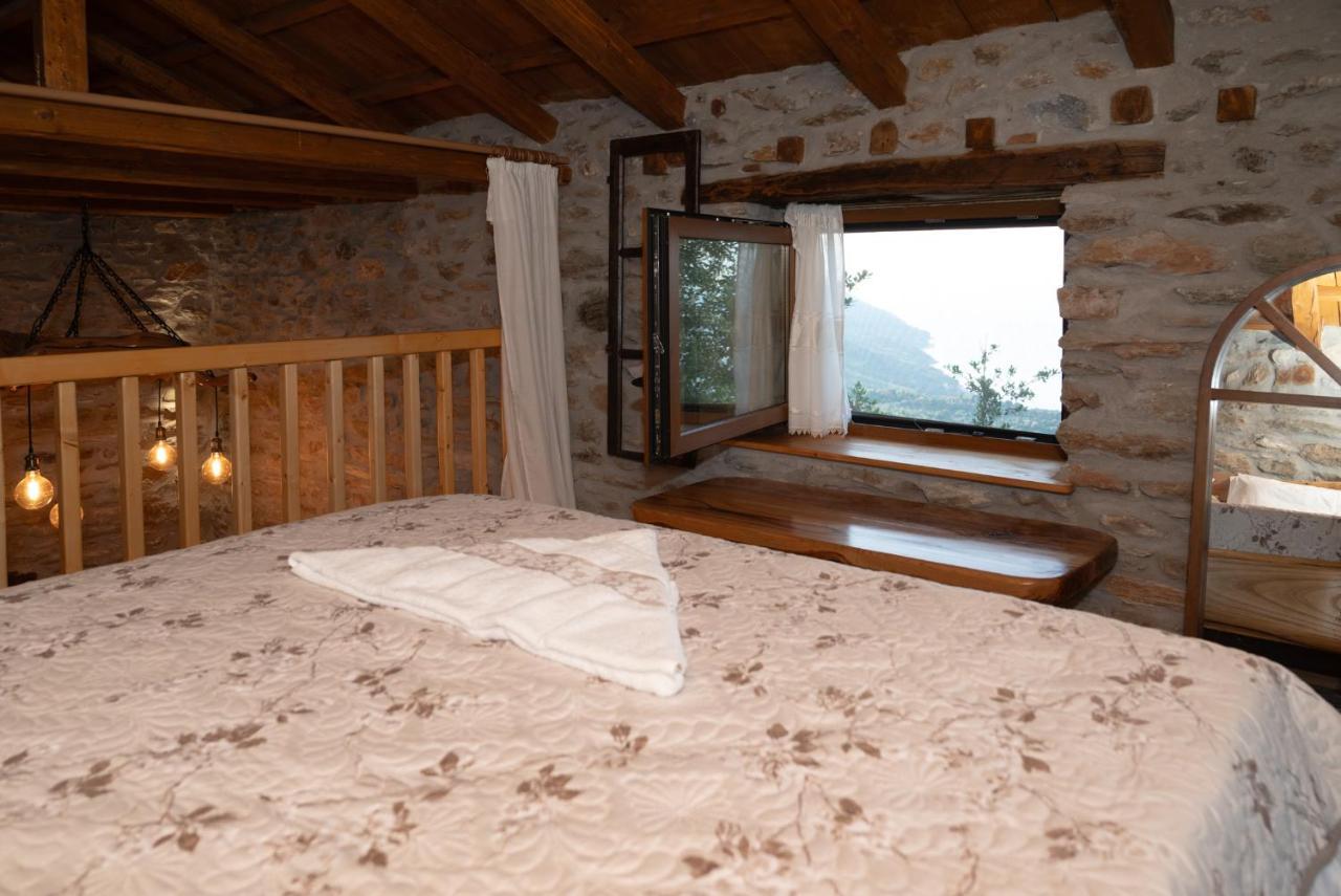 Aristoteli'S Stone House Makrirrákhi Екстериор снимка